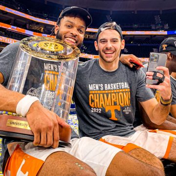 Tennessee Volunteers kündigt strategischen Sportplan „Rise Glorious“ an