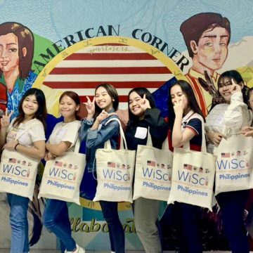 Botschaft der Vereinigten Staaten, Stiftung der Vereinten Nationen Girl Up Hold Women in Science Camp auf den Philippinen
