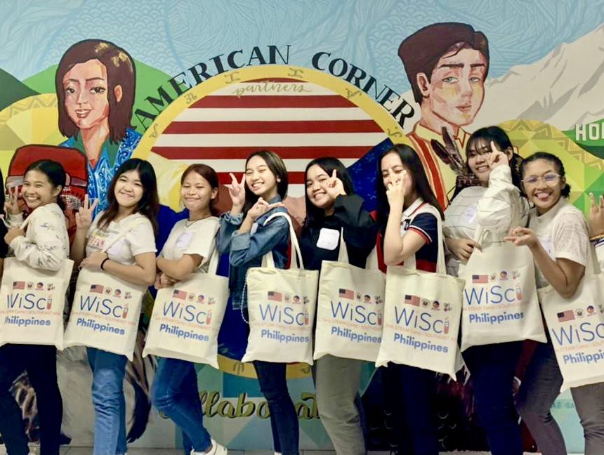 Botschaft der Vereinigten Staaten, Stiftung der Vereinten Nationen Girl Up Hold Women in Science Camp auf den Philippinen