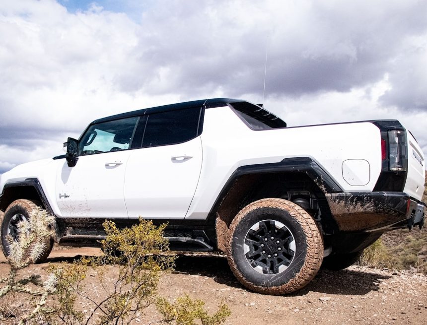 Die Warteliste für GMC Hummer EV ist bei der aktuellen Produktionsrate 17 Jahre lang