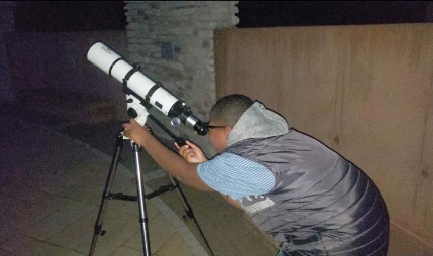 Das Ohio All Disabilities Festival feiert die Pioniere der Wissenschaft: Dr. Frederic Bertley und den verstorbenen Dr. Stephen Hawking