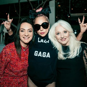 Wie Lady Gaga und ihre Mutter Cynthia Germanotta die psychische Gesundheit am Arbeitsplatz fördern
