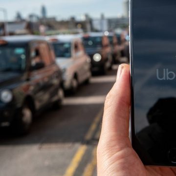 Uber zahlte für Studien, die sein Geschäftsmodell unterstützten, und widersetzte sich der Offenlegung aktueller Lobbying-Bemühungen