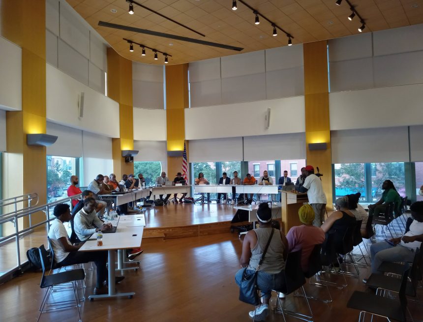 Psychische Gesundheit und Wohlstandsgefälle steigen in der ersten Community Listening Session unter den Top-Themen, die schwarze Männer betreffen