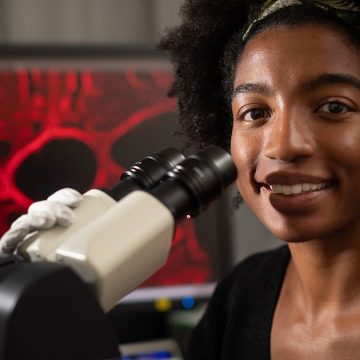 Eine Leidenschaft für Wissenschaft und Natur treibt den Antrieb einer Frau an, den Klimawandel zu bekämpfen