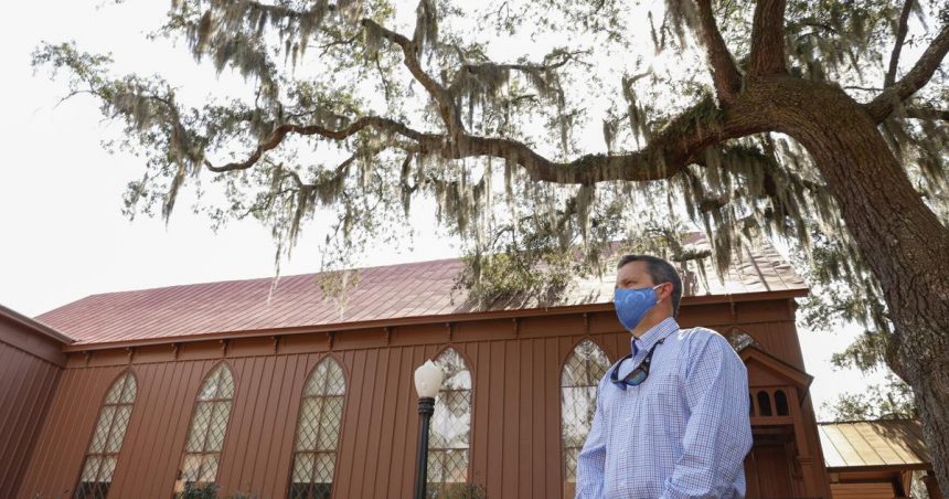 Da psychische Gesundheitsprobleme zunehmen, reagieren die auf Glauben basierenden Beratungsdienste in der Region Charleston auf die Bedürfnisse |  Merkmale
