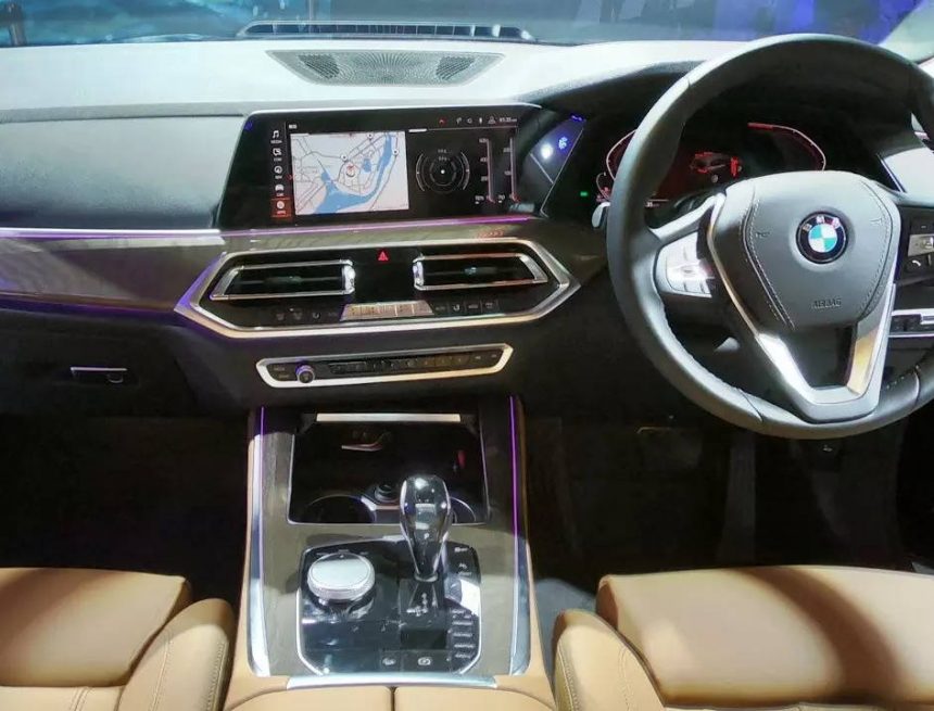 BMW wird in zukünftigen Fahrzeugen neben dem aktuellen Linux-basierten System das Android Automotive OS einsetzen