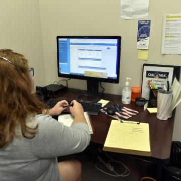 „Was denken Sie gerade?“: Call Center in Massachusetts, Anbieter für psychische Gesundheit, bereit für die Einführung der nationalen 988-Hotline