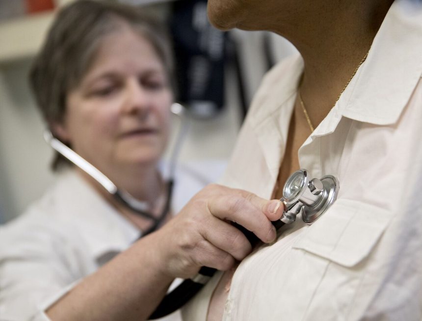 Eine Klippe im Gesundheitswesen könnte Millionen ohne Versicherung hinterlassen