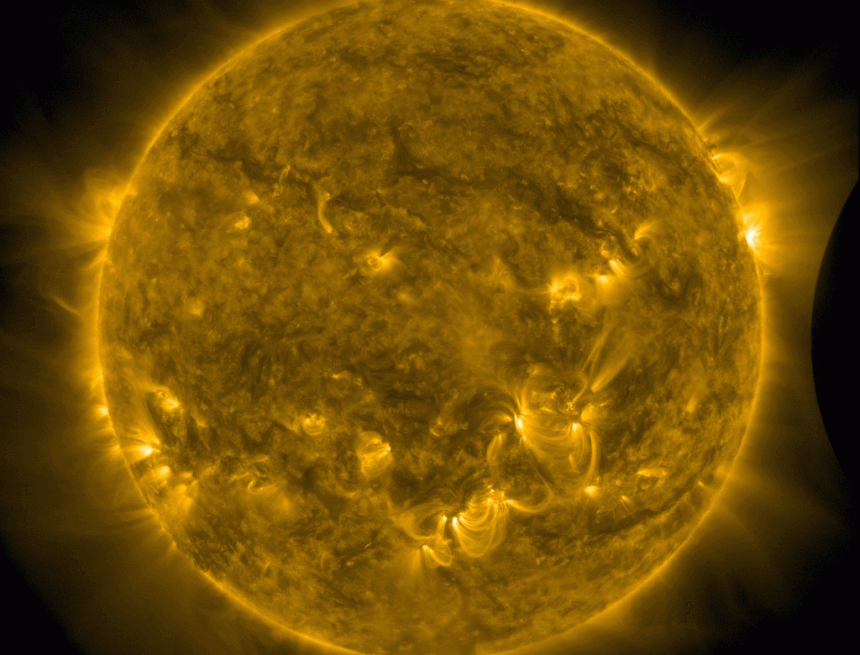 Atemberaubende Sonnenfinsternis, aufgenommen von der NASA in erstaunlicher Nahaufnahme