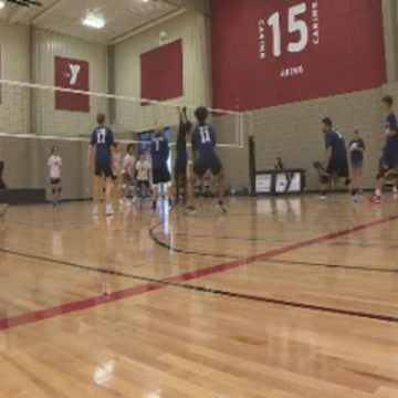 YMCA Farha Sportzentren bieten neue Möglichkeiten für Männer-Volleyball