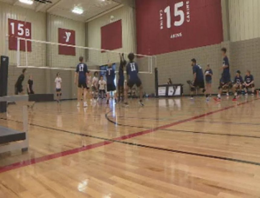 YMCA Farha Sportzentren bieten neue Möglichkeiten für Männer-Volleyball