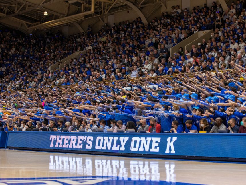 Elite-Basketball-Rookies durchsuchen Traumangebote von Duke, Kentucky und mehr