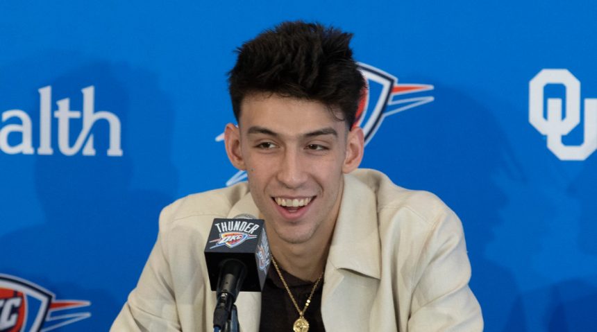 Beobachten: Chet Holmgren blockt Tacko Fall bei seinem Debüt in der Summer League