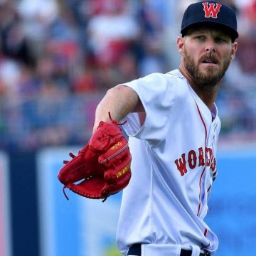 Chris Sale von Red Sox wurde nach Beginn der Reha beim Zerstören der Unterstandsbahn erwischt