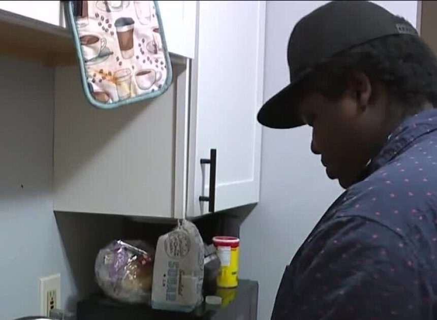 Ehemalige und aktuelle Teenager in Pflegefamilien brauchen Hilfe bei der Wohnungssuche