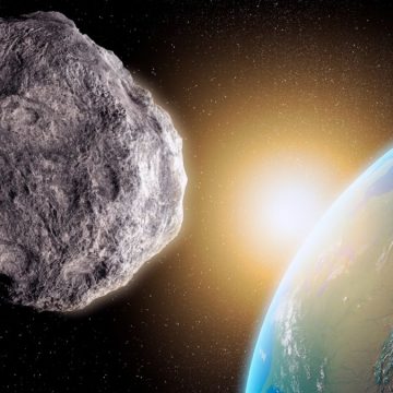 Der Asteroid 2022 NF wird heute Nacht extrem nah an der Erde vorbeifliegen