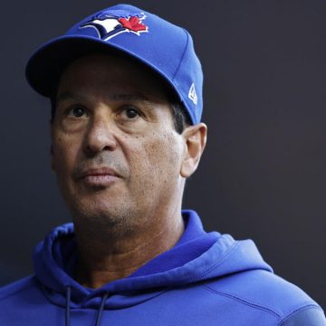 Blue Jays-Feuerwehrmann Charlie Montoyo inmitten einer enttäuschenden Saison