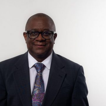 Treffen Sie den Chief Diversity Officer von UConn Health, Jeffrey F. Hines, MD