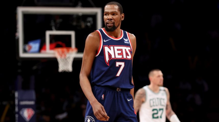 Kevin Durant bricht das Schweigen, nachdem er um einen Handel mit den Nets gebeten hat