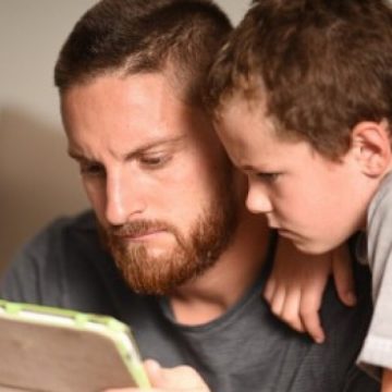 Mit Kindern über aktuelle Ereignisse sprechen
