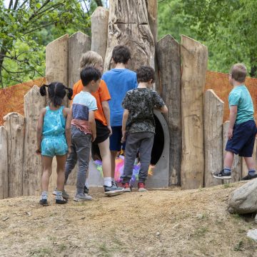 Das Leslie Science & Nature Center wird die erste Phase des neuen Playscape eröffnen