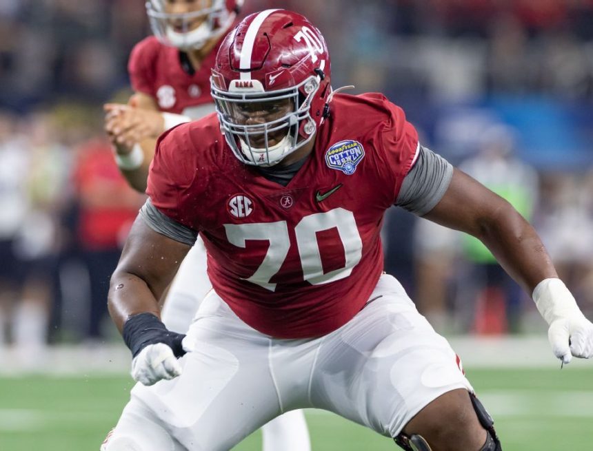 Javion Cohen aus Alabama spricht über psychische Gesundheit und sagt, er habe einen Monat in einem Reha-Zentrum verbracht