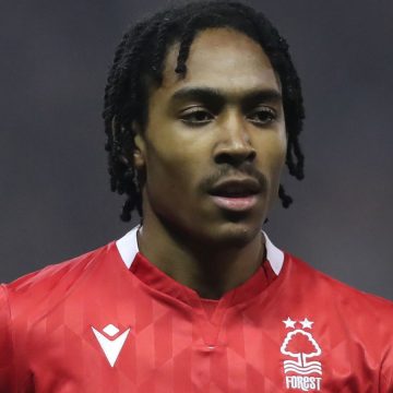 Djed Spence: Verteidiger von Middlesbrough wird vor dem Wechsel zu Tottenham medizinisch untersucht |  Fußball Nachrichten