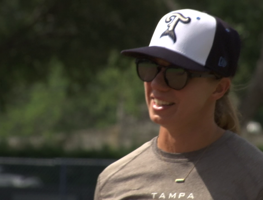 Tampa Tarpons veranstalten Frauen in der Sports Night